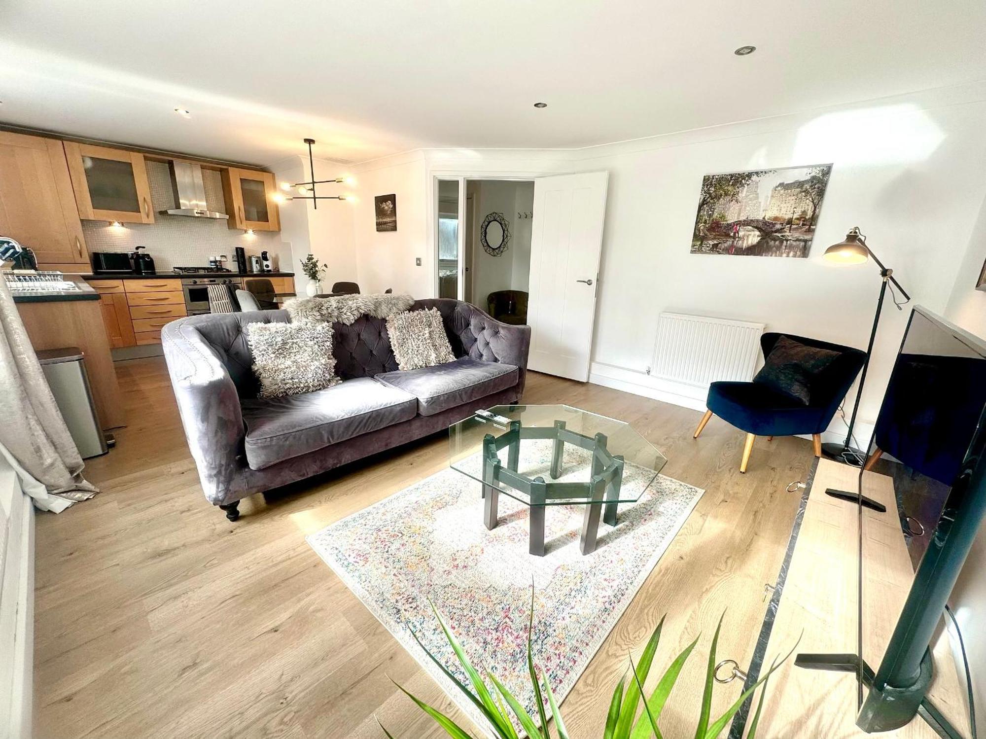 Kiwi Tree Serviced Apartment CBG Eksteriør bilde